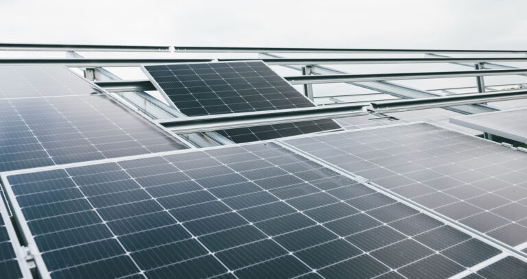 Solar array mounted on extruded aluminum racking produced in high volume